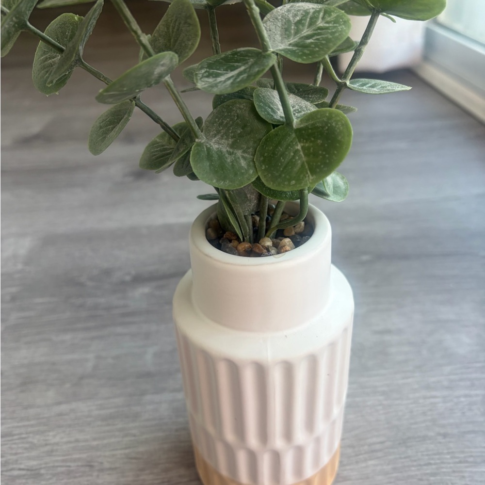Faux Eucalyptus Plant in Vase - Picture 3 of 4